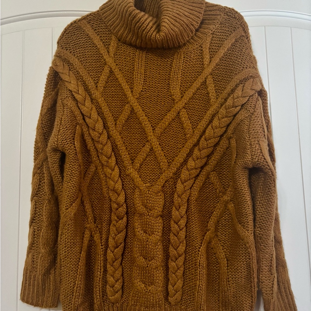 Cable Knit Turtleneck Sweater - Brown